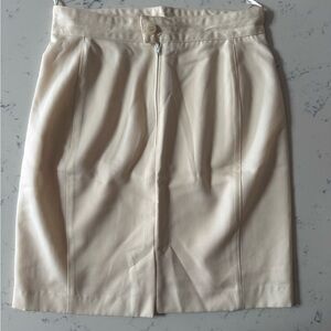 Vertigo Paris Cream Wool-Blend Skirt